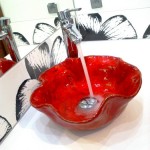 Nietypowa Umywalka Nablatowa - czerwone malowane umywalki