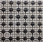 Central - mozaika z nietypowym wzorem